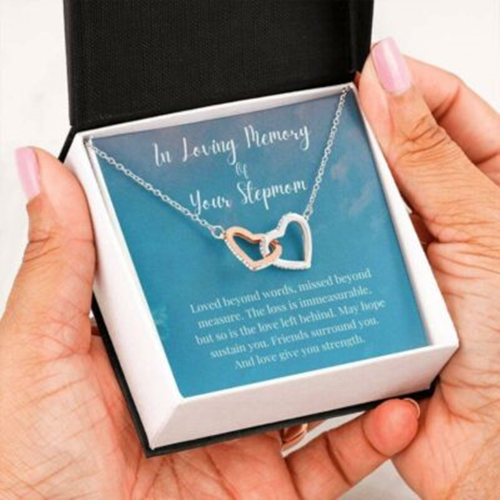 In Loving Memory Of Your Stepmom Necklace, Memorial Gifts For Loss Of A Stepmother Gift Necklace - Thegiftio UK